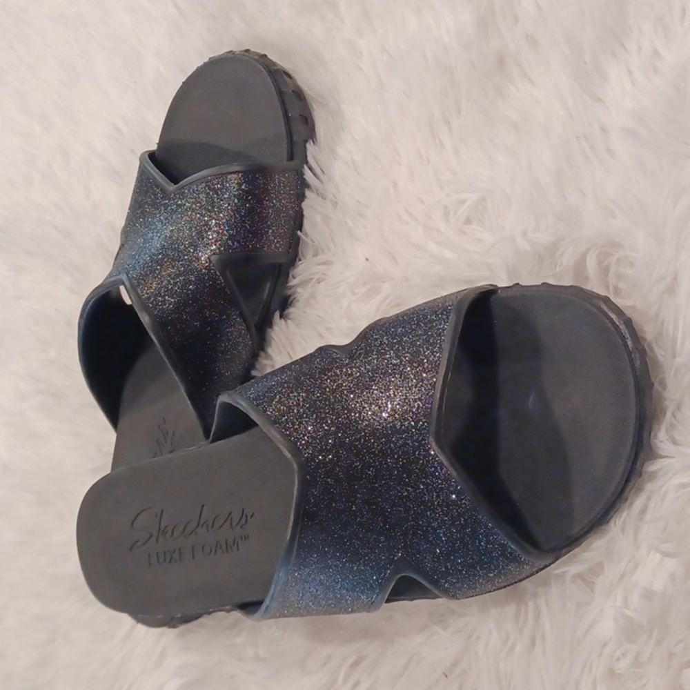 Skechers Luxe Foam Sparkle Black Sandals Size 9 NWOT